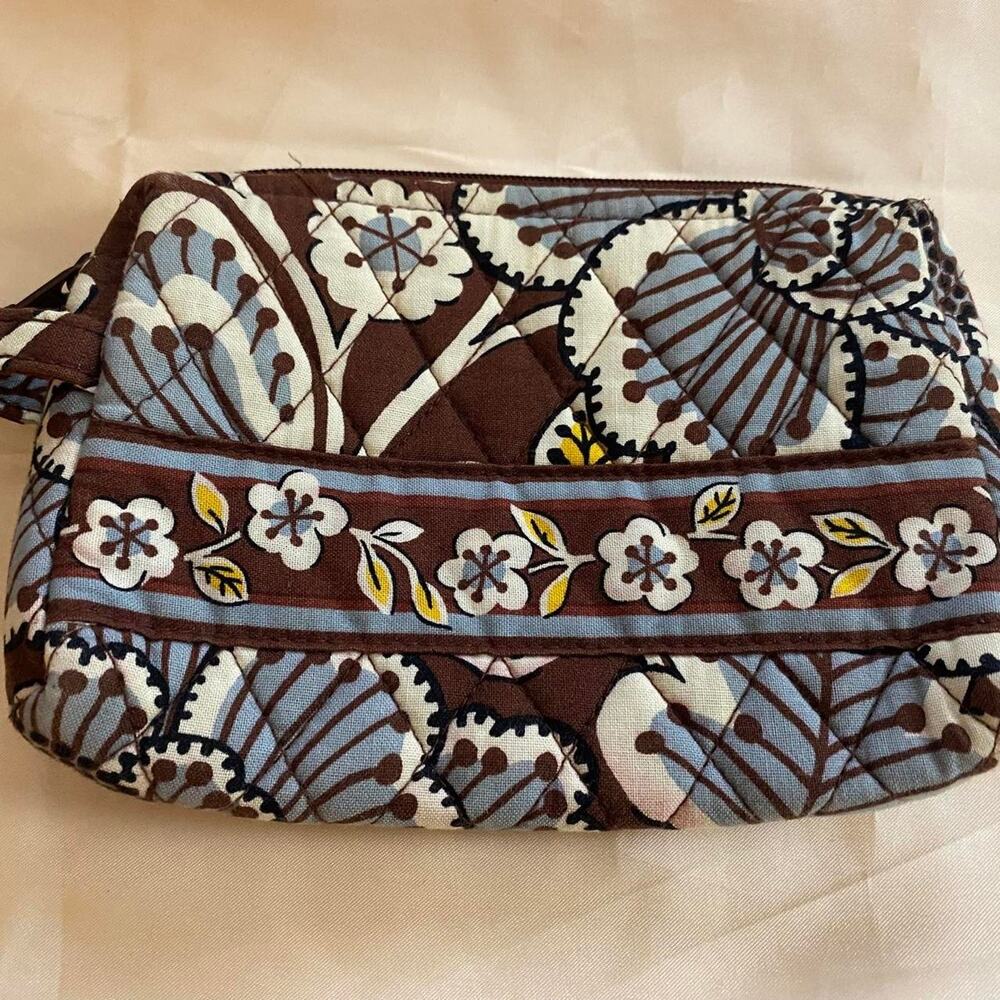 Retired Vera Bradley Small Cosmetic Makeup Case retired Slate Blooms pattern